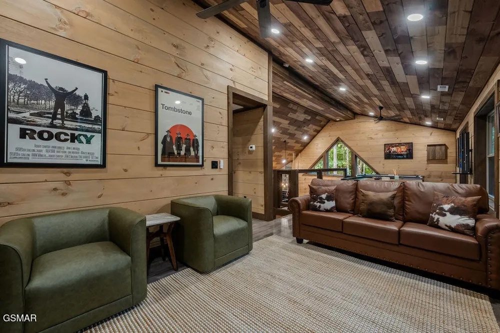 2320 Bogle Spring Loop Sevierville, TN 37862
