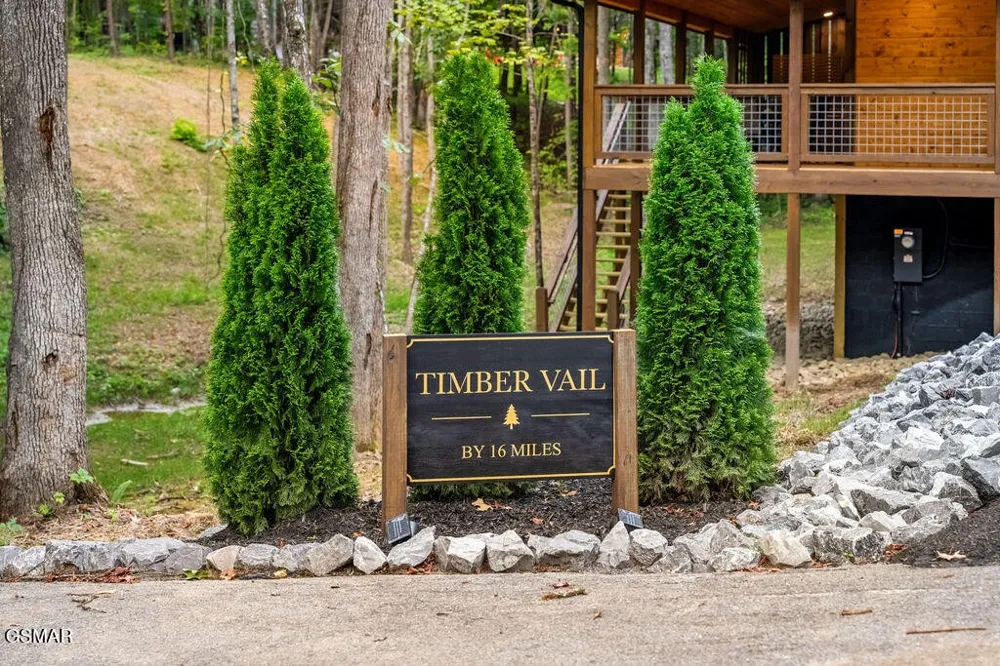 2320 Bogle Spring Loop Sevierville, TN 37862