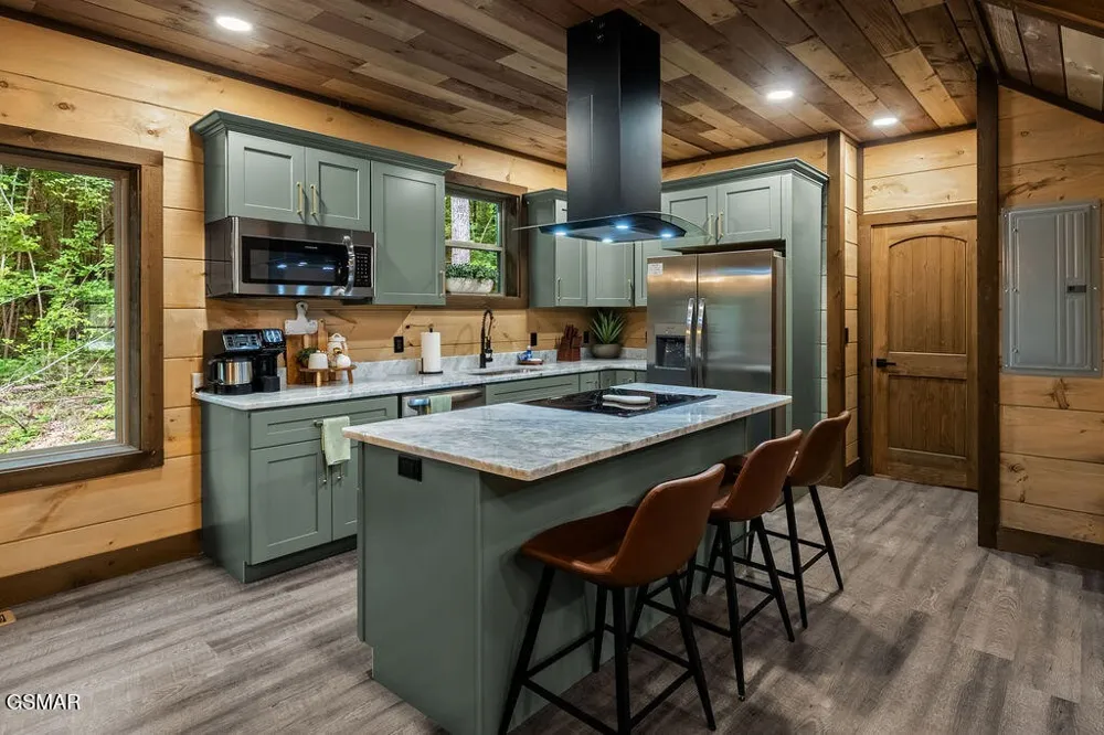 2320 Bogle Spring Loop Sevierville, TN 37862