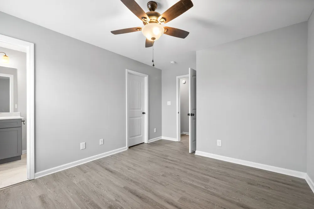 911 Crossland Ave #D Clarksville, TN 37040
