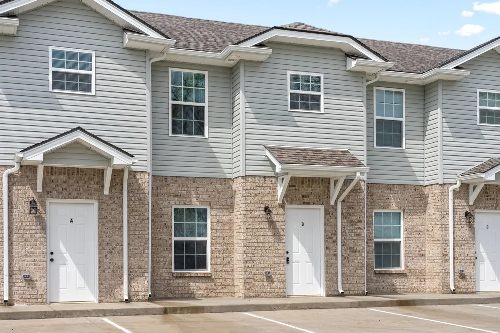 911 Crossland Ave #D Clarksville, TN 37040