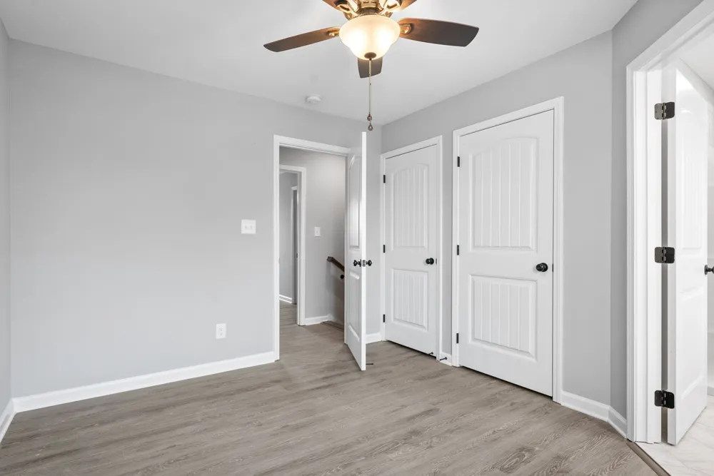 911 Crossland Ave #F Clarksville, TN 37040
