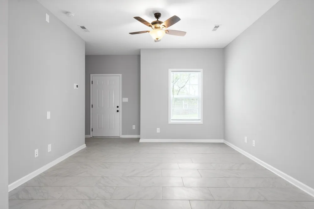 911 Crossland Ave #F Clarksville, TN 37040