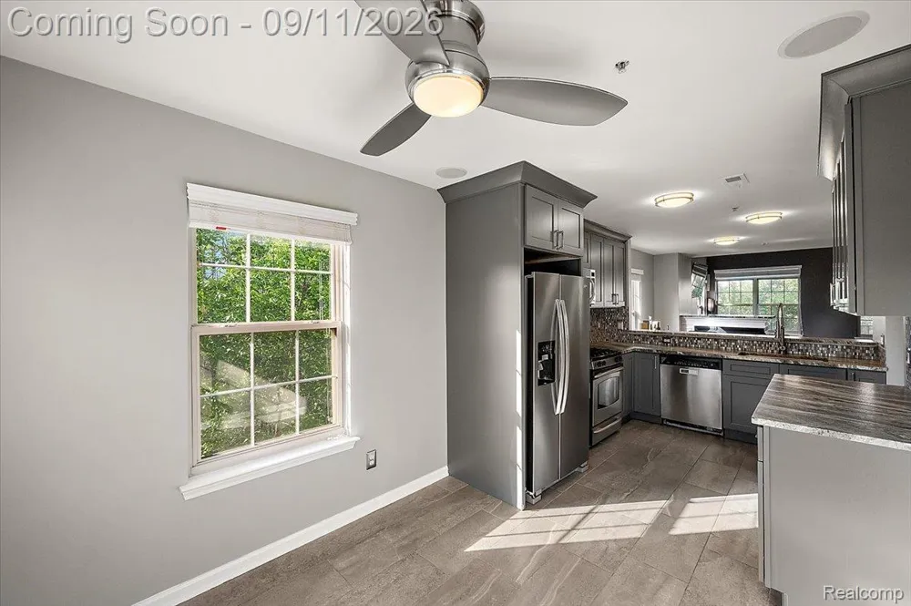 456 Boardwalk Drive Walled Lake City, MI 48390