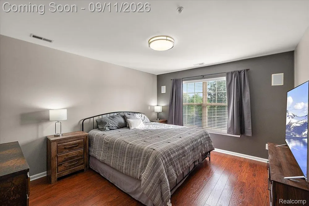 456 Boardwalk Drive Walled Lake City, MI 48390
