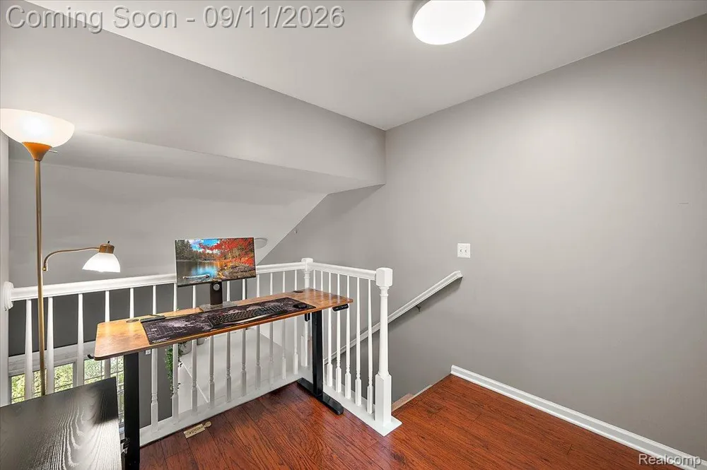456 Boardwalk Drive Walled Lake City, MI 48390