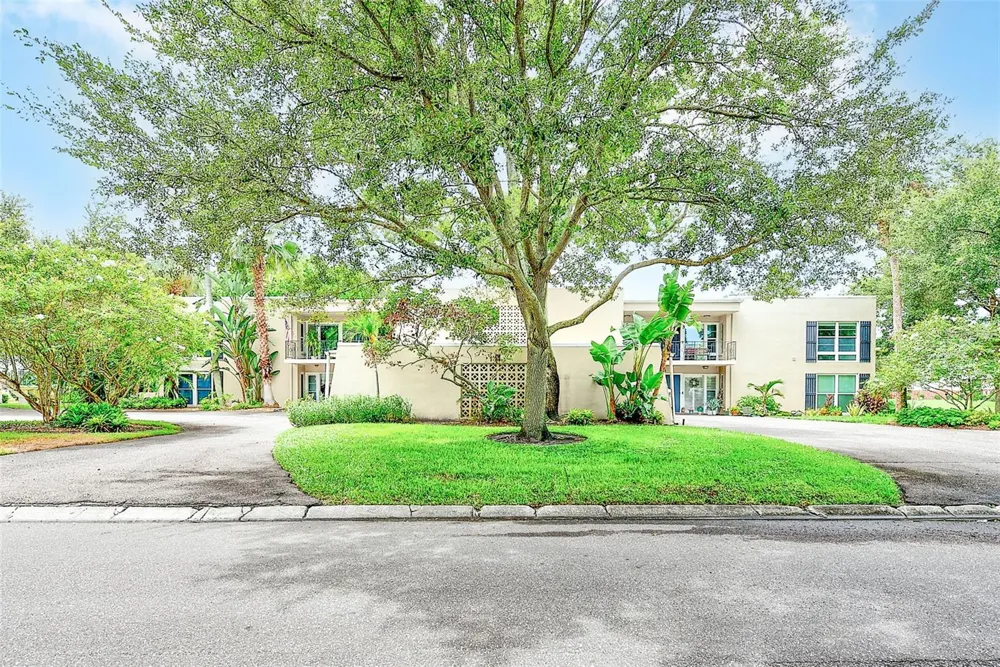 25 COUNTRY CLUB DRIVE Largo, FL 33771