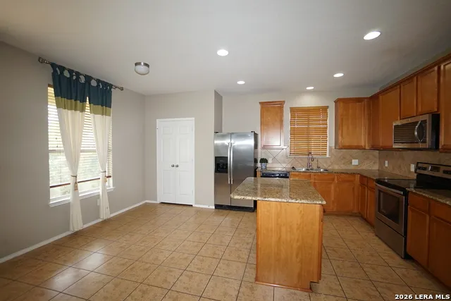 11710 Meadowood Oaks San Antonio, TX 78254