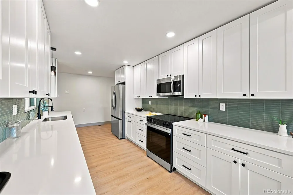 2641 E 93rd Place Thornton, CO 80229