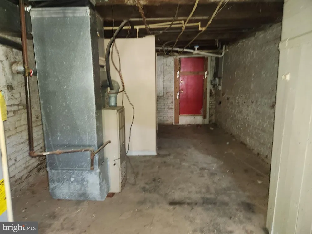 2729 E MADISON STREET Baltimore, MD 21205