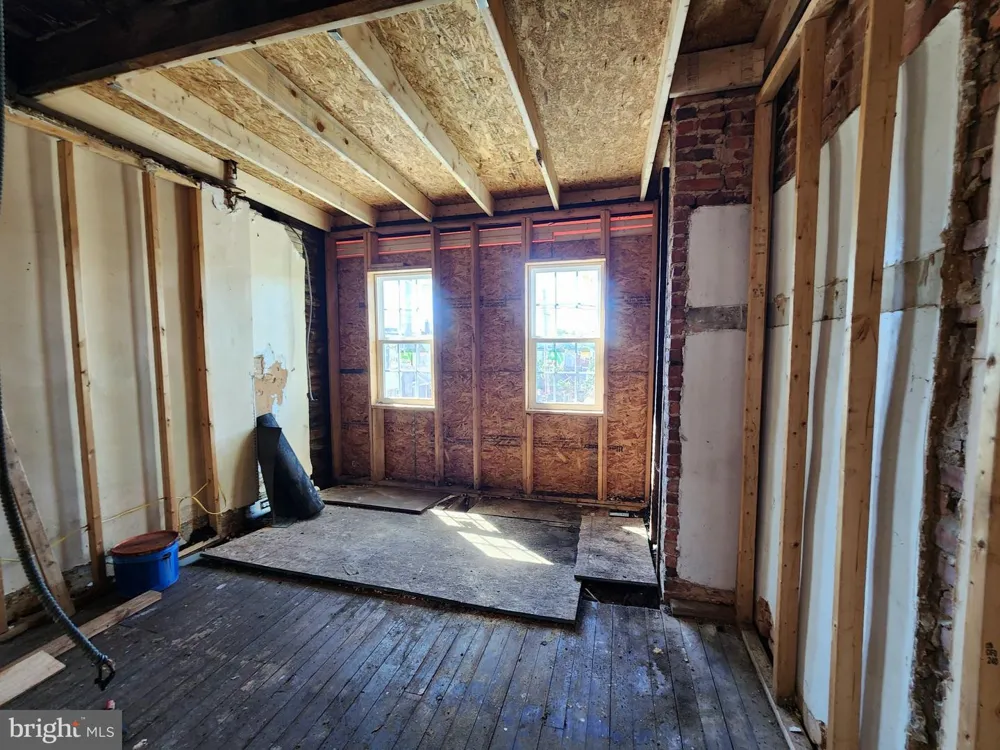 2729 E MADISON STREET Baltimore, MD 21205