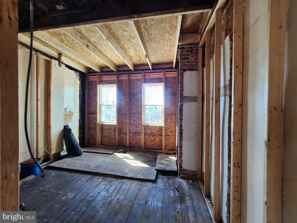 2729 E MADISON STREET Baltimore, MD 21205