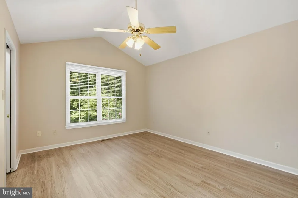 427 LESSIN DRIVE Lusby, MD 20657