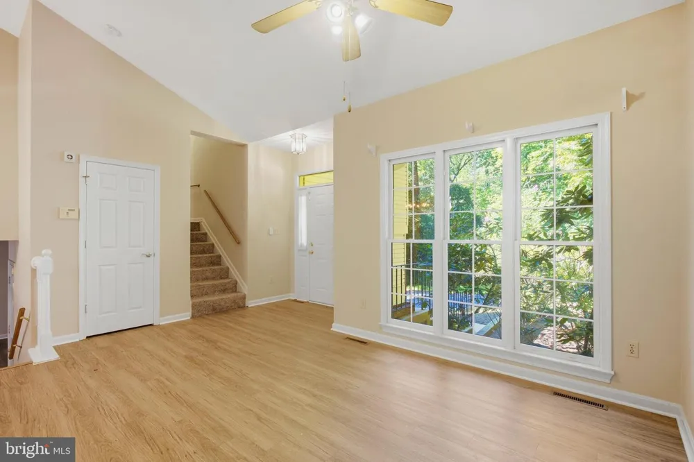 427 LESSIN DRIVE Lusby, MD 20657
