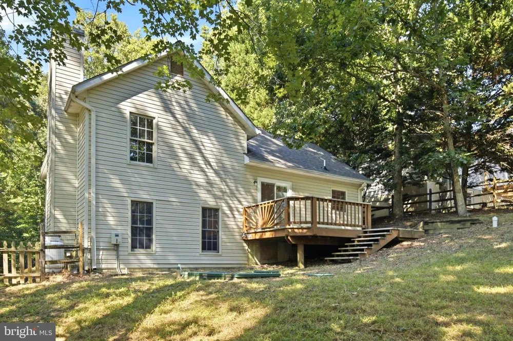 427 LESSIN DRIVE Lusby, MD 20657