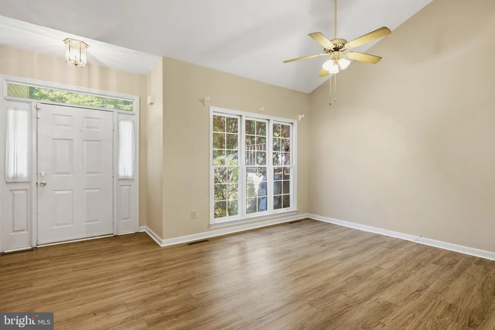 427 LESSIN DRIVE Lusby, MD 20657
