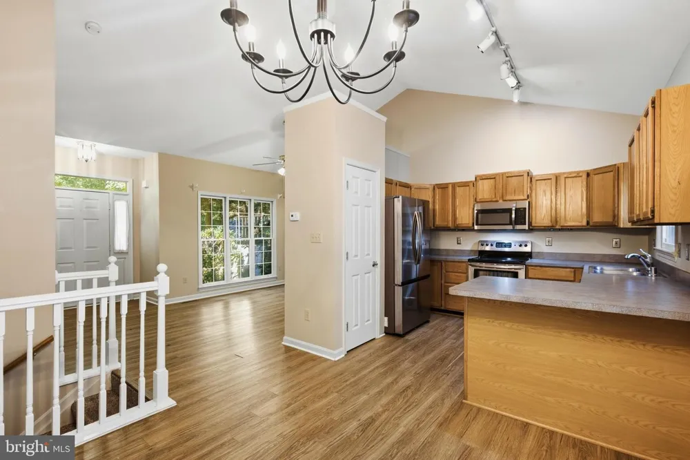 427 LESSIN DRIVE Lusby, MD 20657