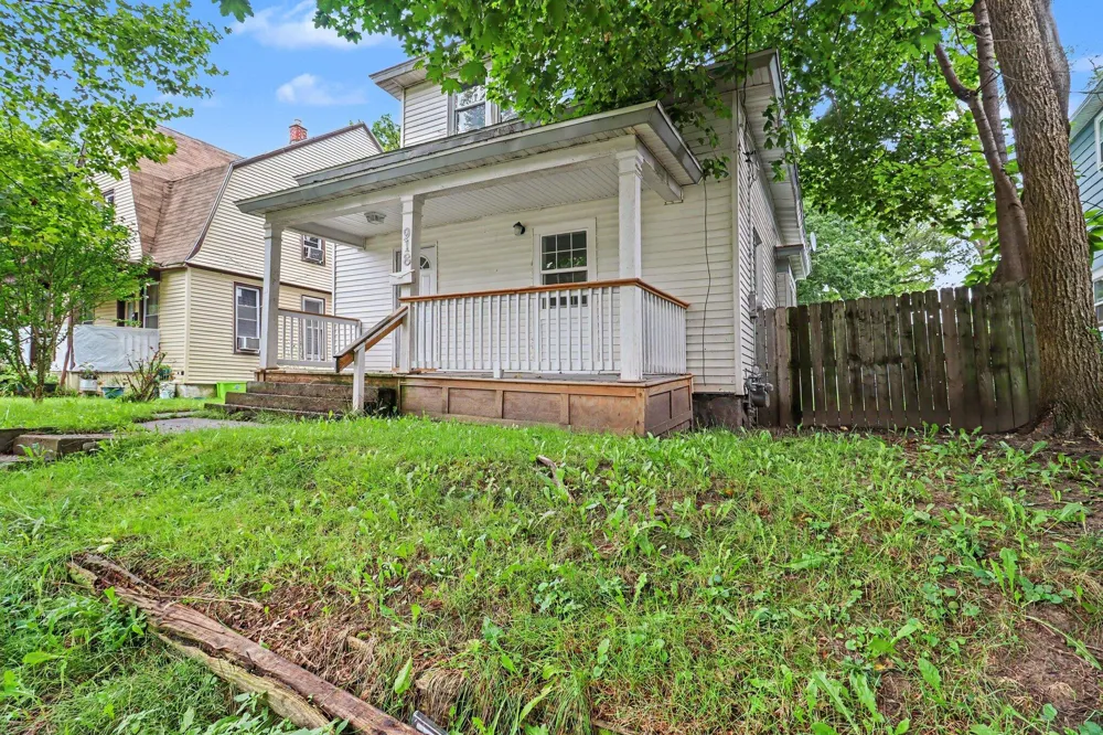 918 Dorchester Avenue SW Grand Rapids, MI 49503