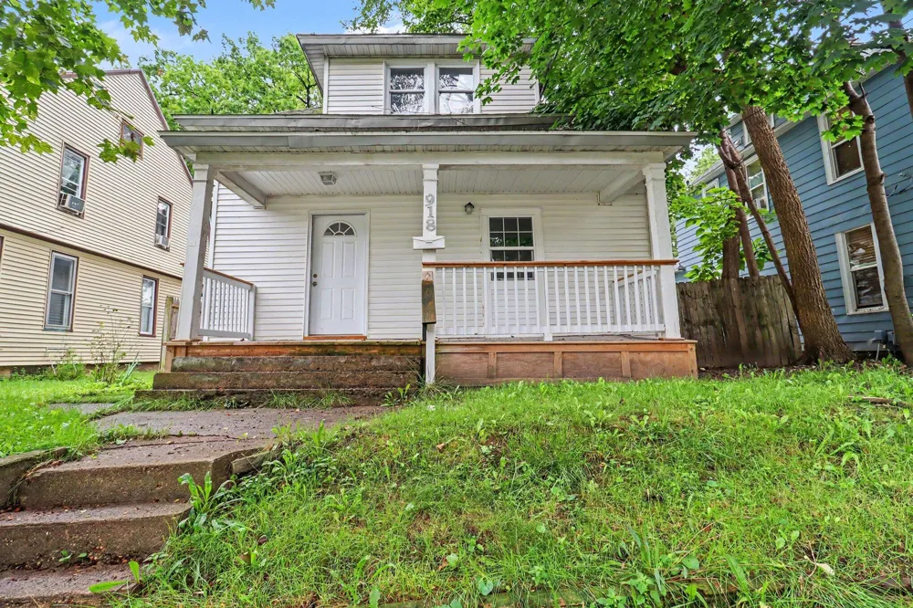 918 Dorchester Avenue SW Grand Rapids, MI 49503