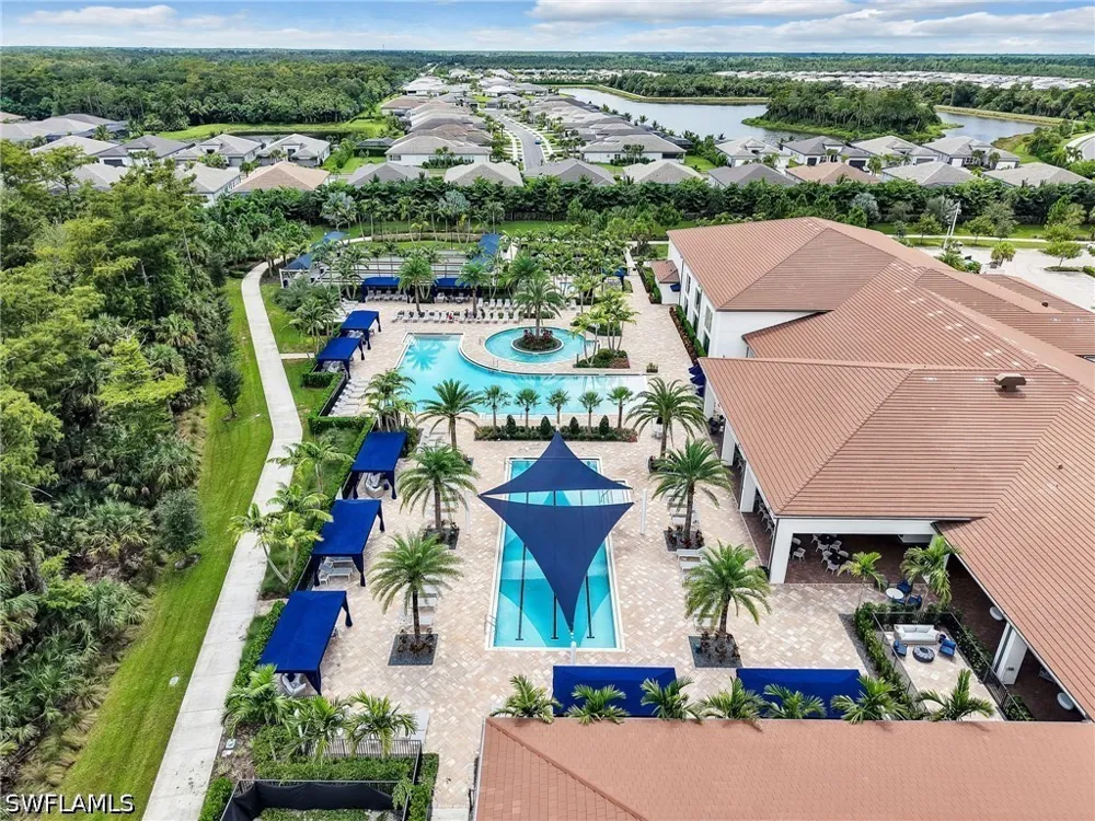 Oleander Avenue Naples, FL 34120