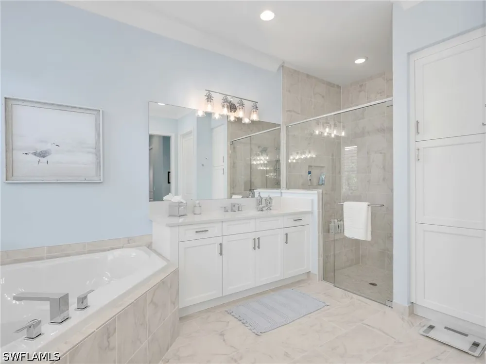 Oleander Avenue Naples, FL 34120