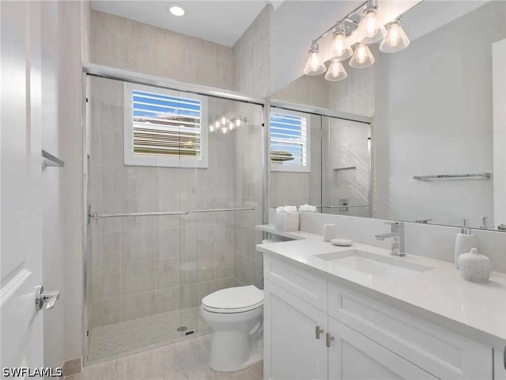 Oleander Avenue Naples, FL 34120