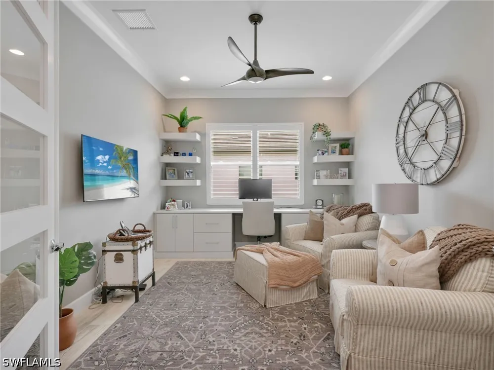 Oleander Avenue Naples, FL 34120