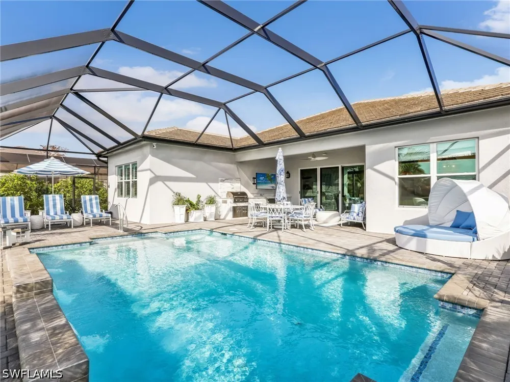 Oleander Avenue Naples, FL 34120