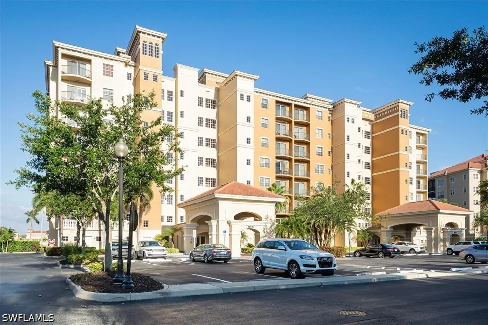 El Camino Real #3303 Naples, FL 34119
