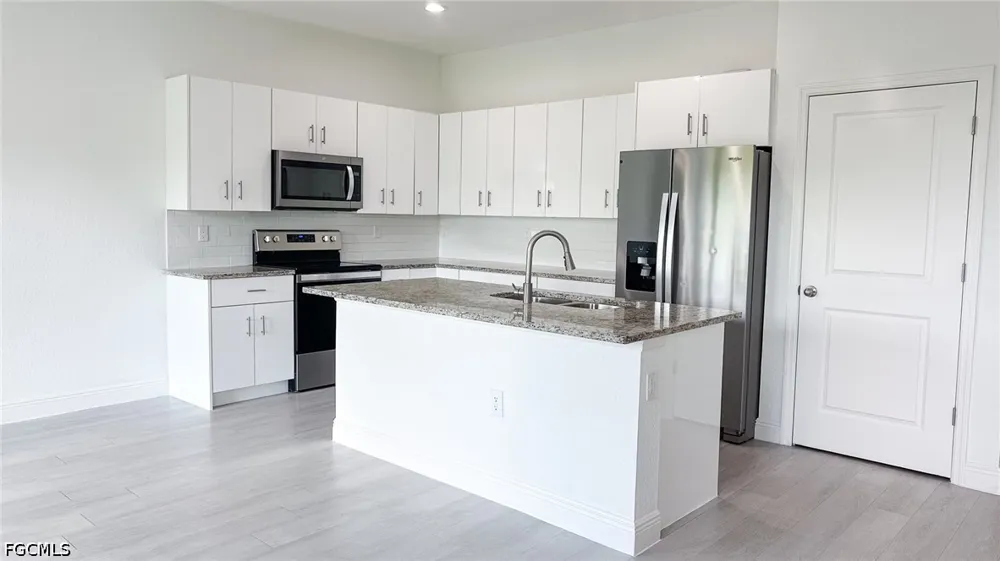 Inglewood Circle Labelle, FL 33935