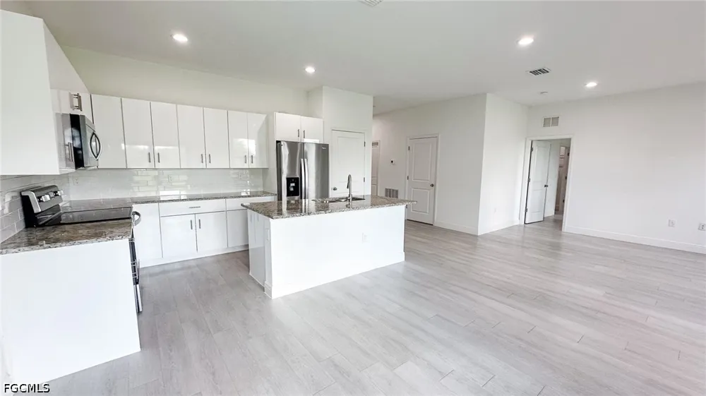 Inglewood Circle Labelle, FL 33935