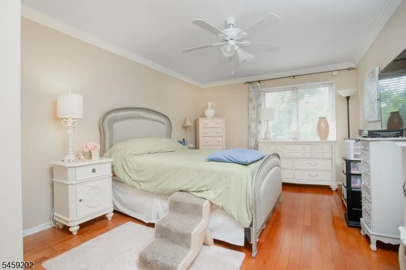 63 Averell Dr Parsippany-Troy Hills, NJ 07950