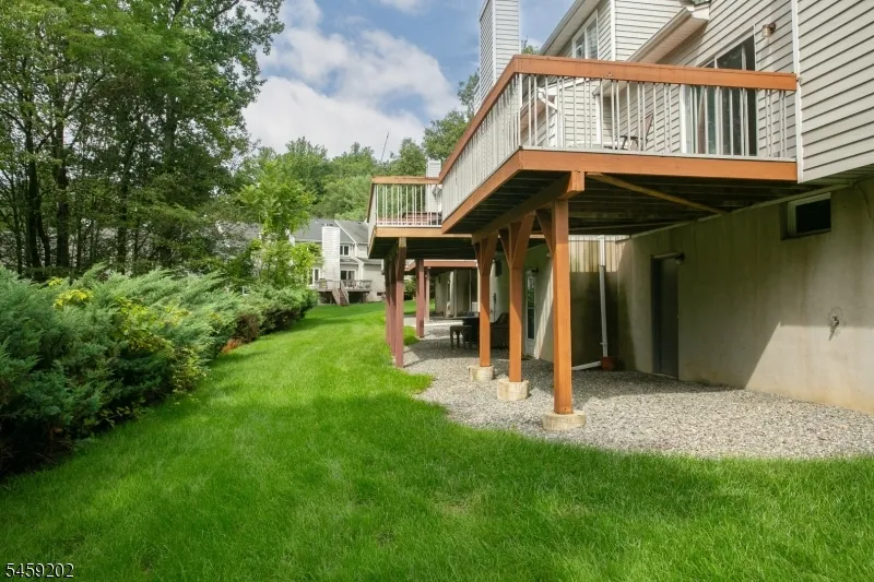 63 Averell Dr Parsippany-Troy Hills, NJ 07950