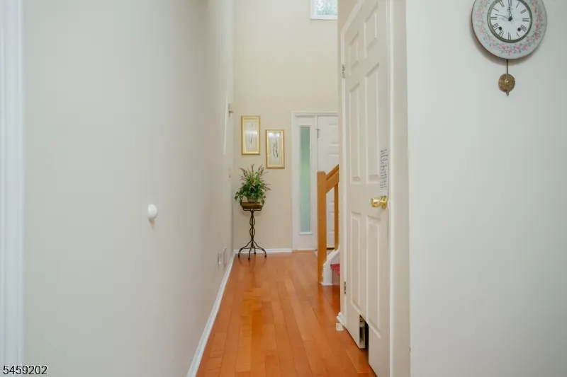 63 Averell Dr Parsippany-Troy Hills, NJ 07950