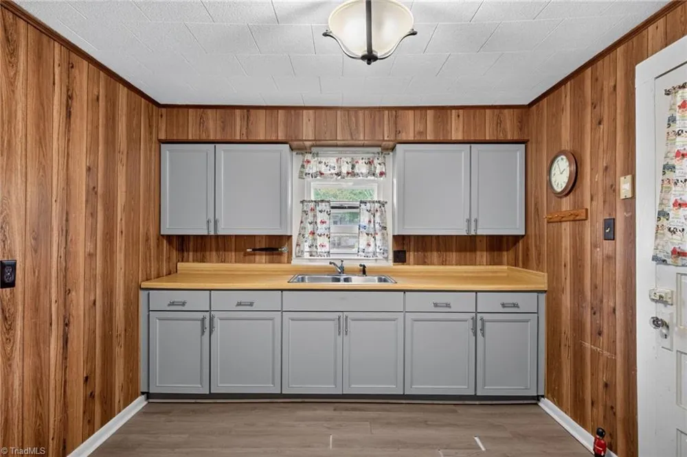 101 Goforth Drive Thomasville, NC 27360