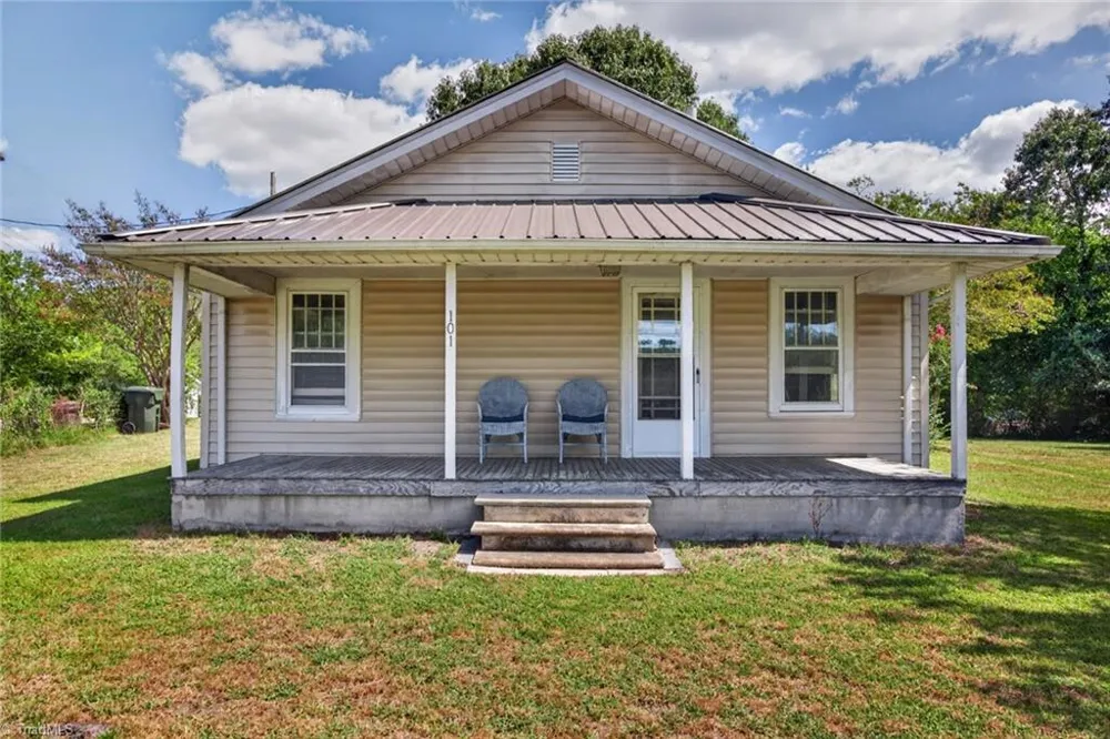 101 Goforth Drive Thomasville, NC 27360