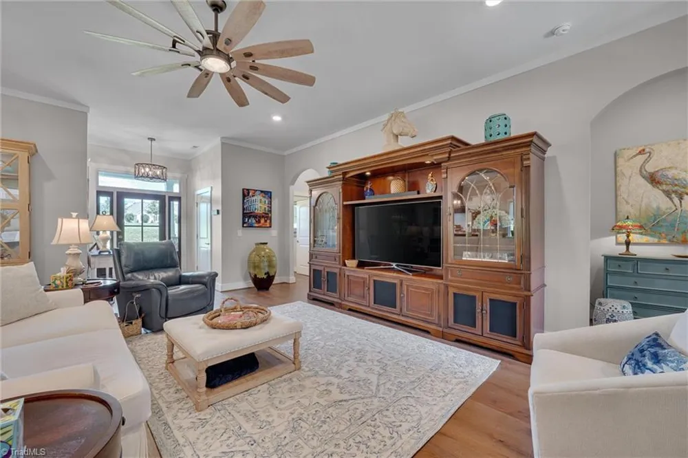 4945 Thomas Road Mebane, NC 27302