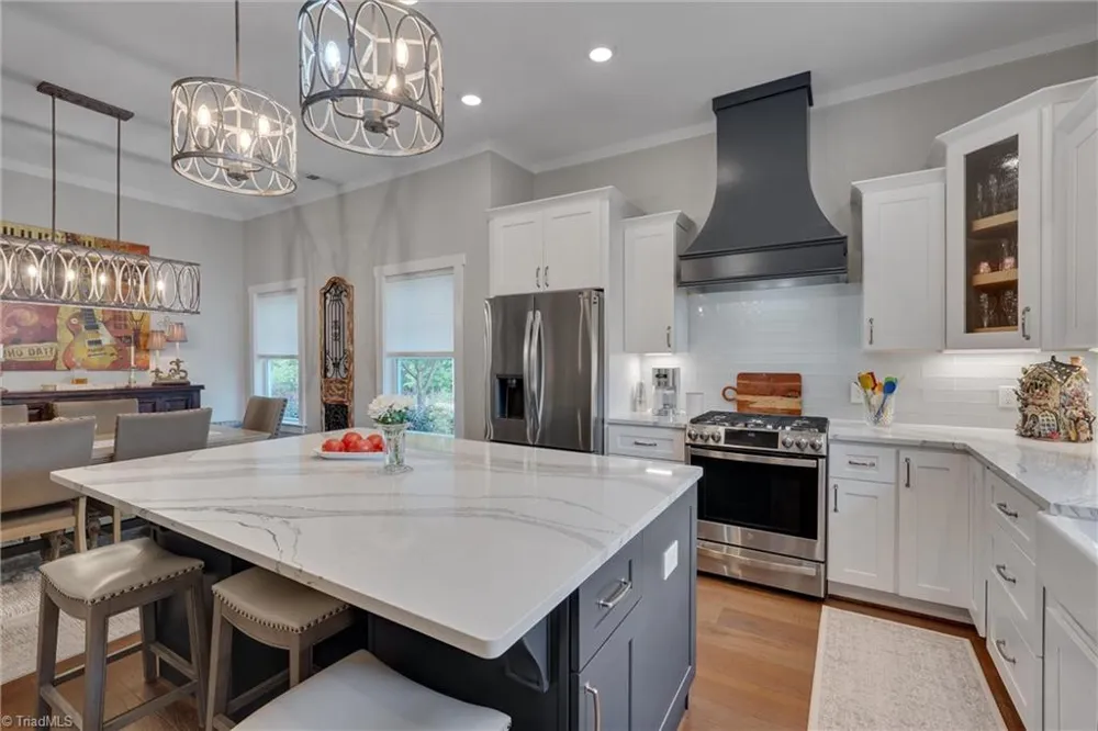 4945 Thomas Road Mebane, NC 27302
