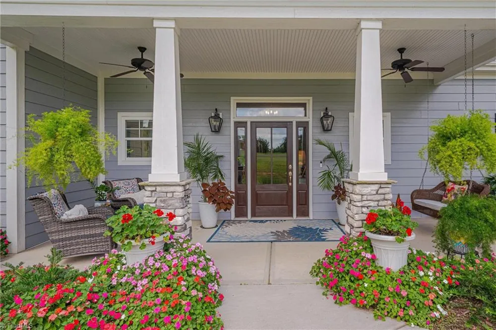 4945 Thomas Road Mebane, NC 27302