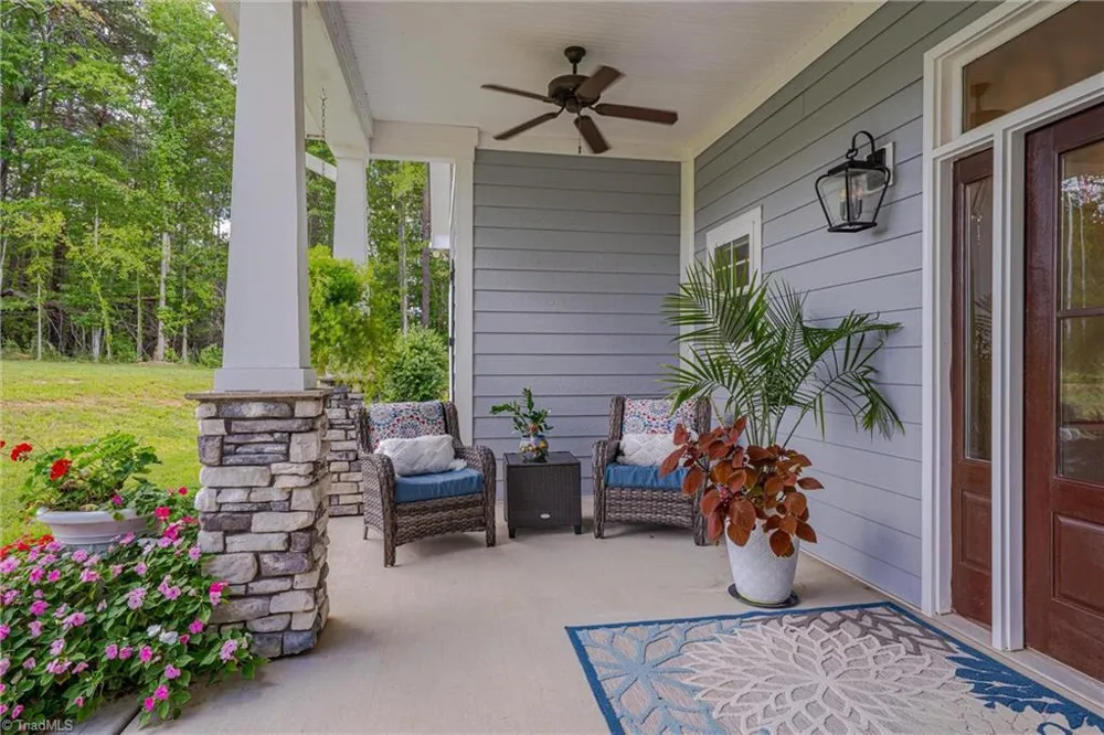 4945 Thomas Road Mebane, NC 27302