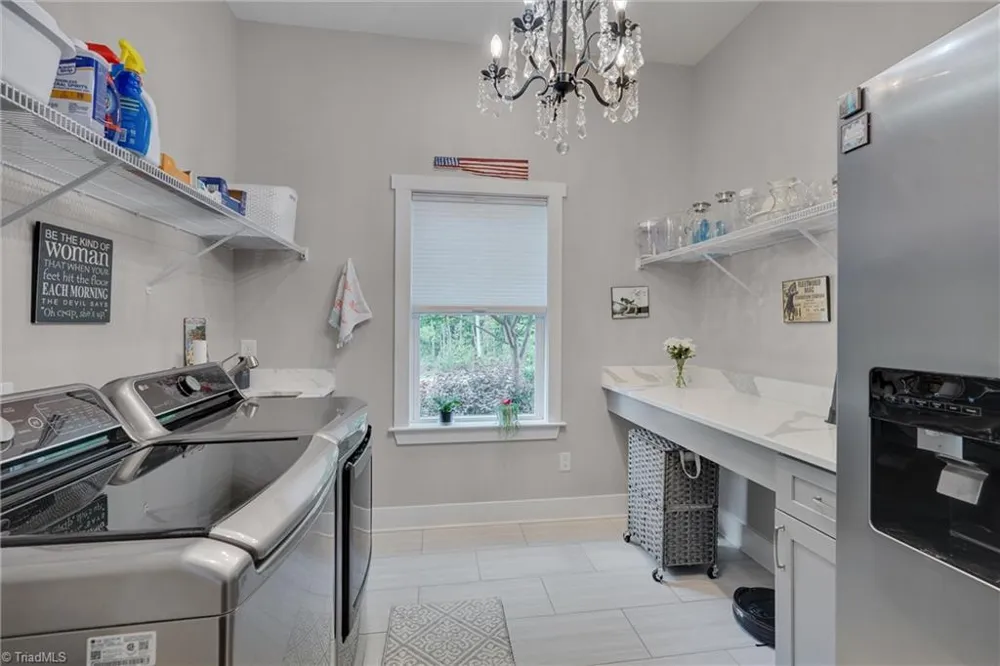 4945 Thomas Road Mebane, NC 27302