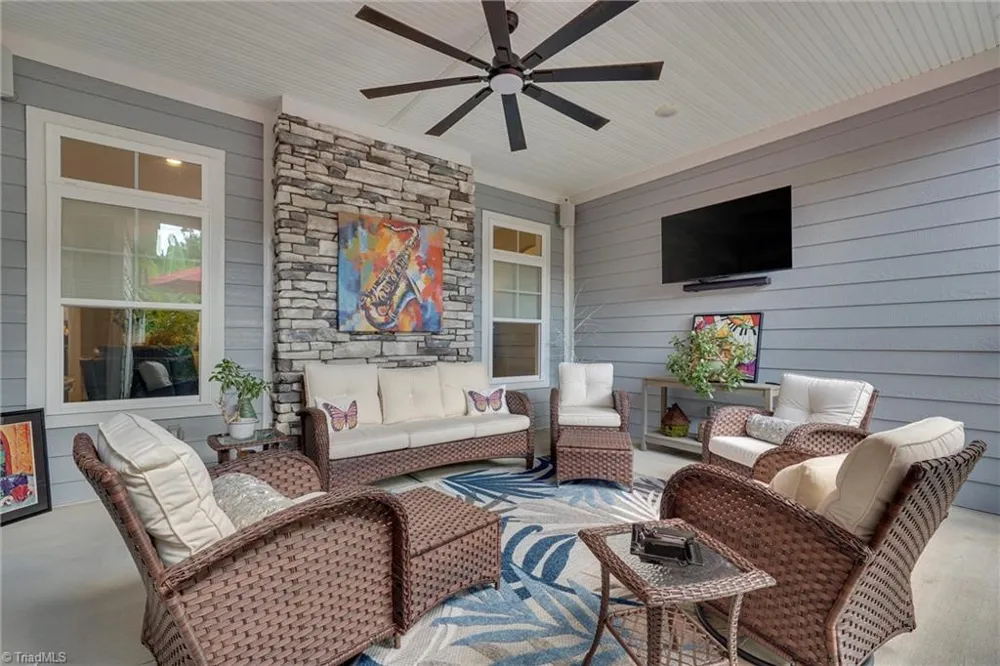 4945 Thomas Road Mebane, NC 27302