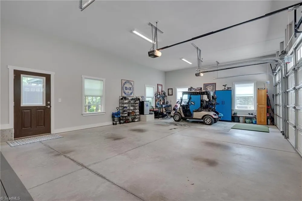 4945 Thomas Road Mebane, NC 27302