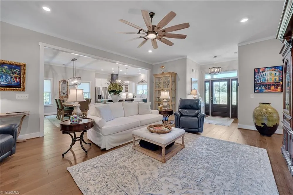 4945 Thomas Road Mebane, NC 27302