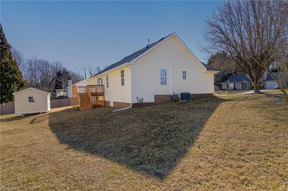 5206 Orchard Ridge Lane Greensboro, NC 27455