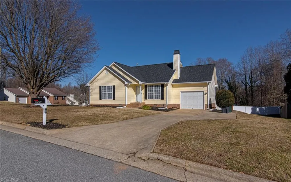 5206 Orchard Ridge Lane Greensboro, NC 27455