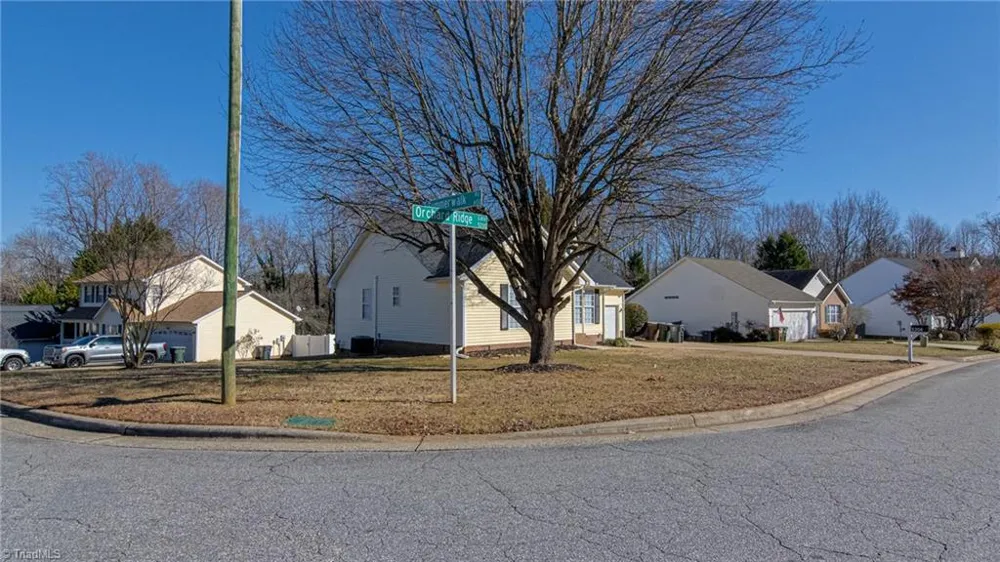 5206 Orchard Ridge Lane Greensboro, NC 27455