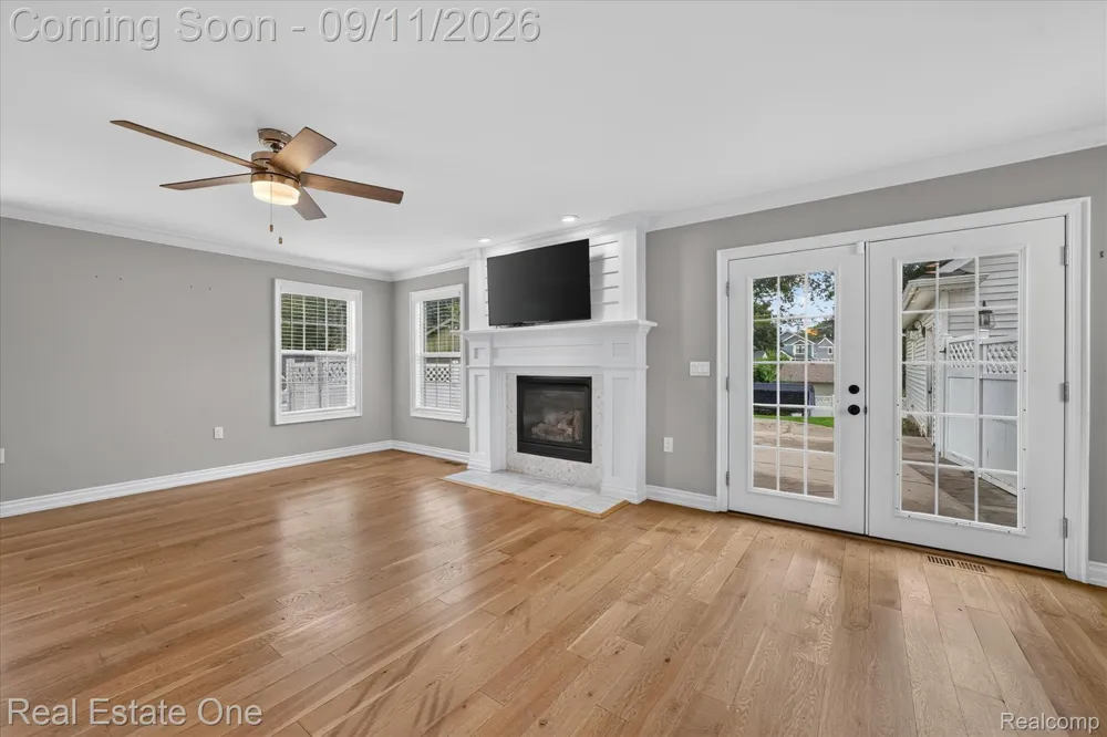 757 Lounsbury Avenue Rochester City, MI 48307