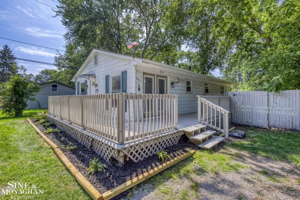 905 Liberty Road Algonac City, MI 48001
