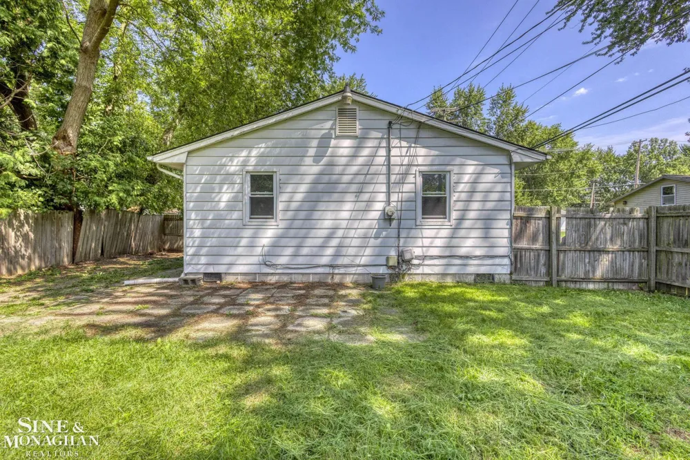 905 Liberty Road Algonac City, MI 48001
